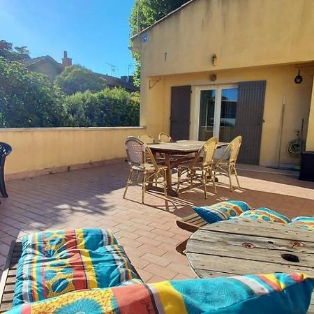 사리앙 Chambre Avec Terrasse 아파트 외부 사진